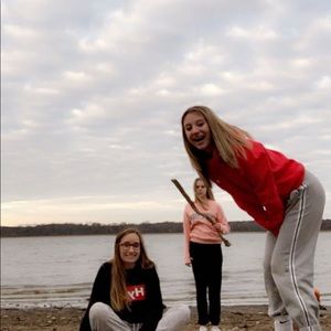 Meet your Posher, Megan